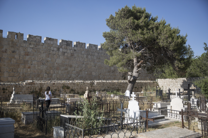 פה נטמנו יחסי האמון עם בני דתות אחרות